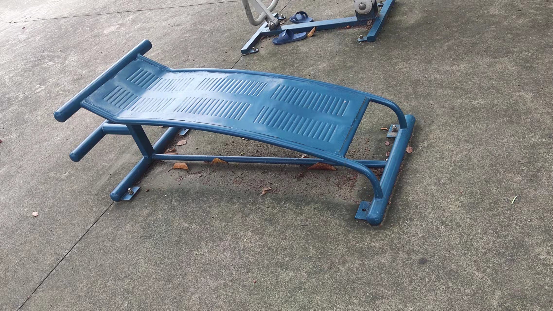 三乡镇白石村岐黄篮球场(图7)