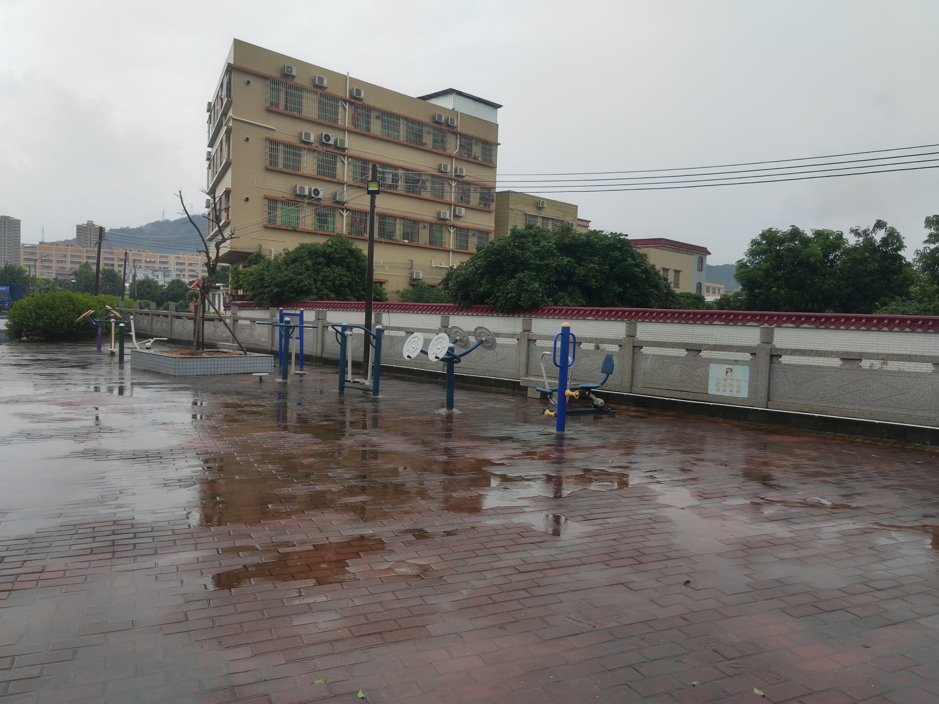 三乡镇鸦岗村抽水房旁公园仔(图2)