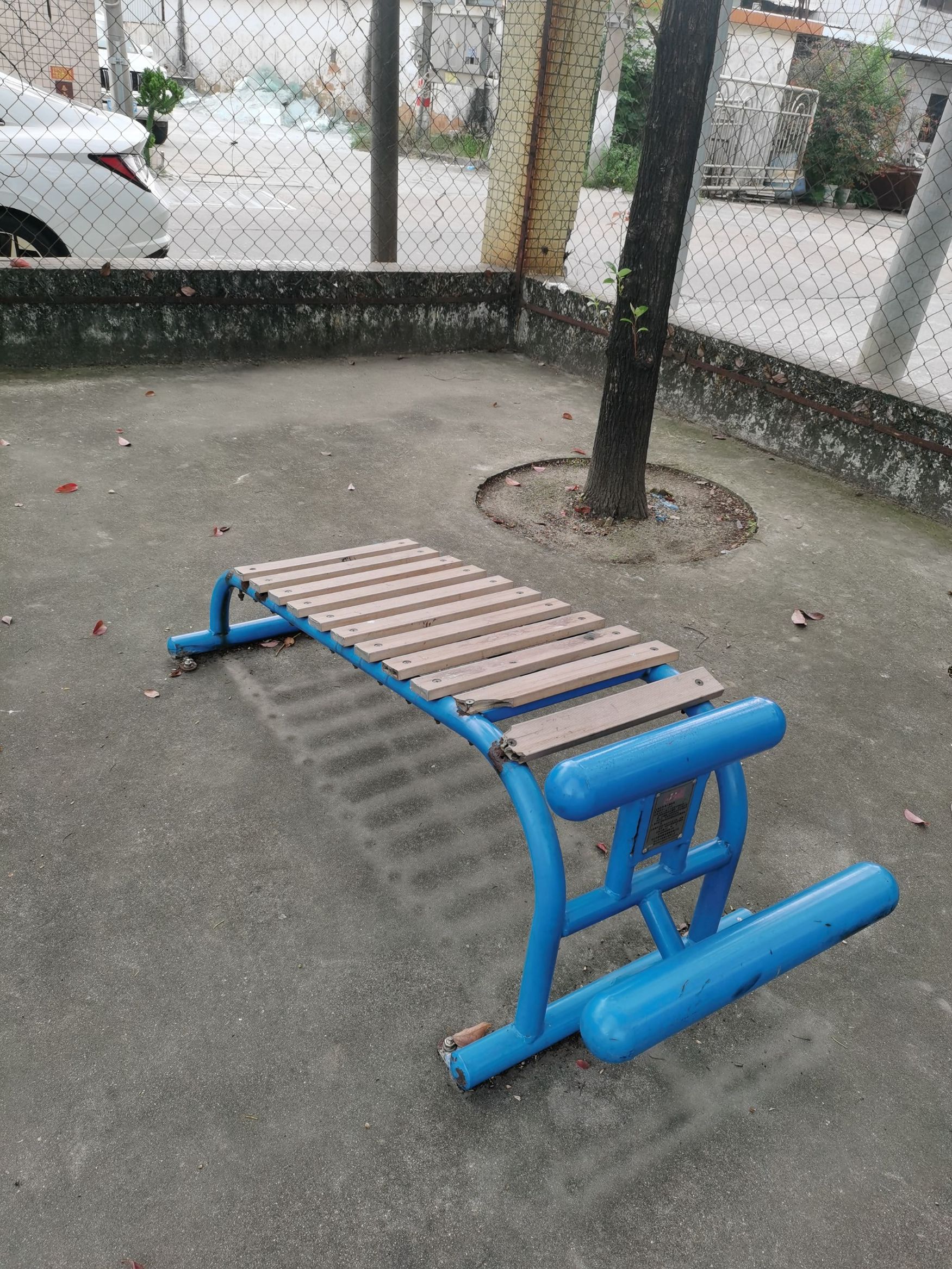 结民乌沙球场(图3)