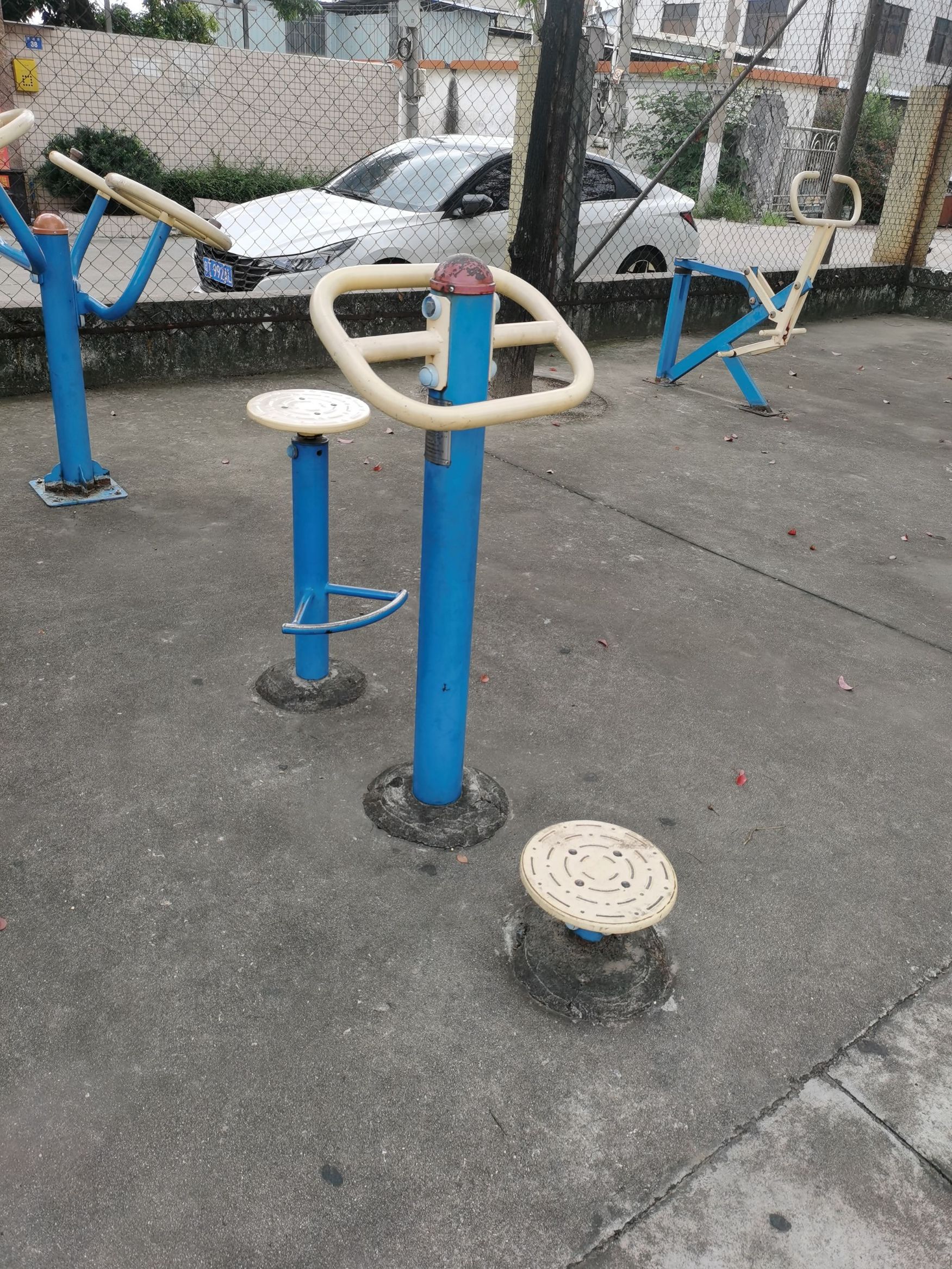 结民乌沙球场(图7)