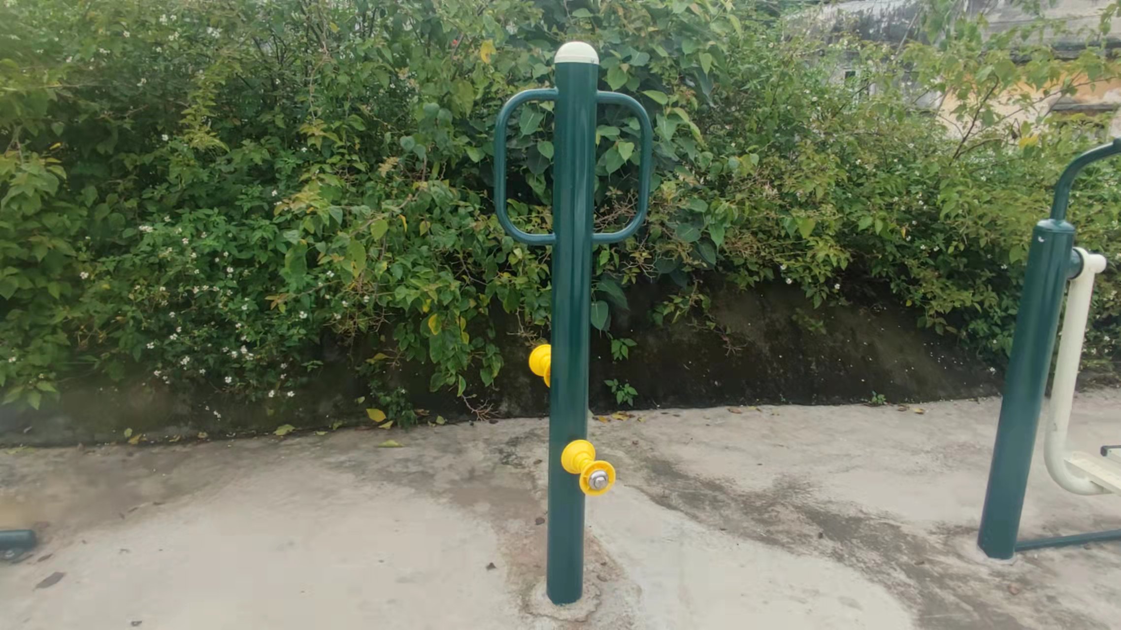 三乡镇白石村锚山篮球场(图9) 三乡镇白石村锚山篮球场(图9)