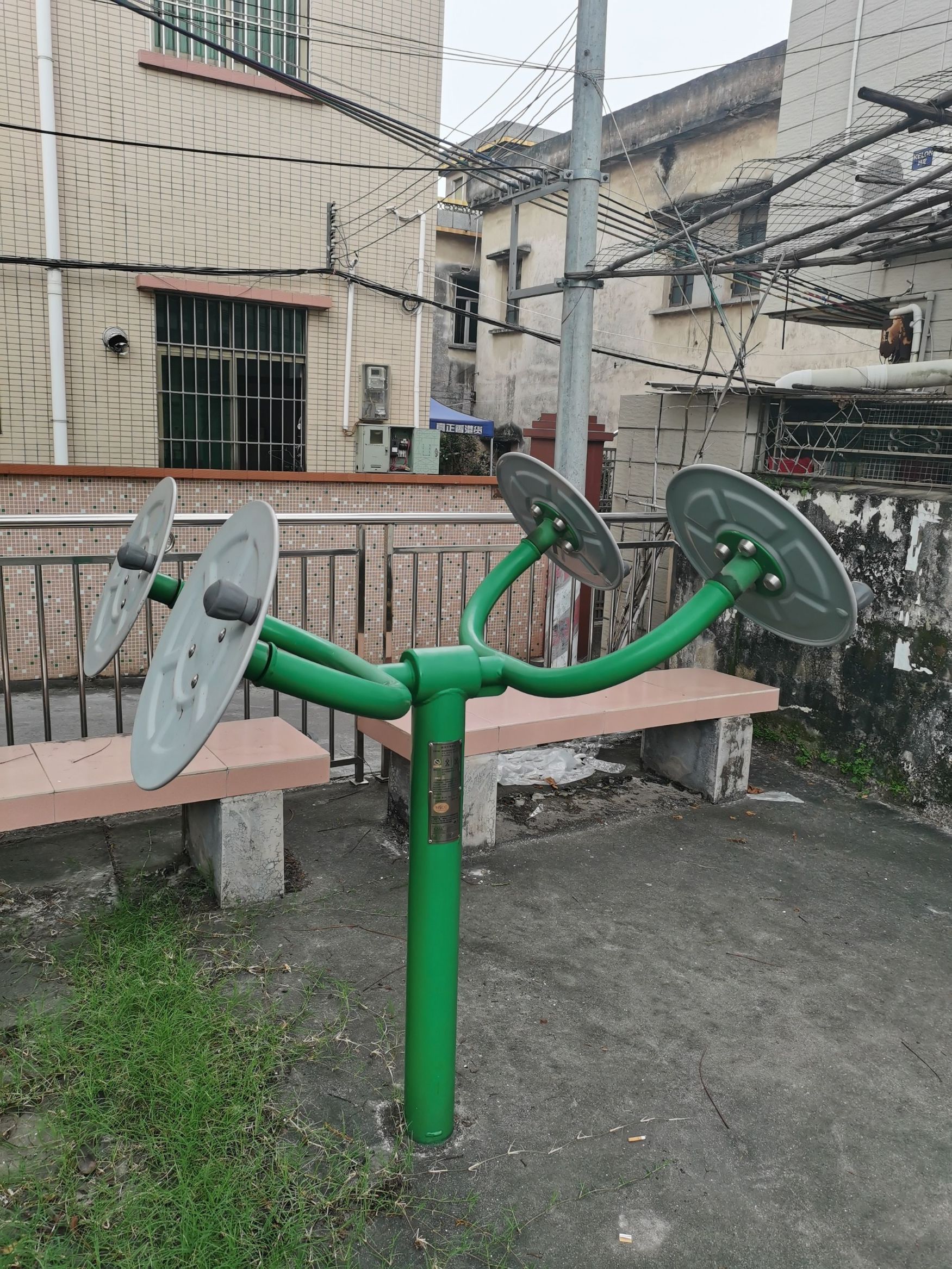 三角村社区健身中心(图6)