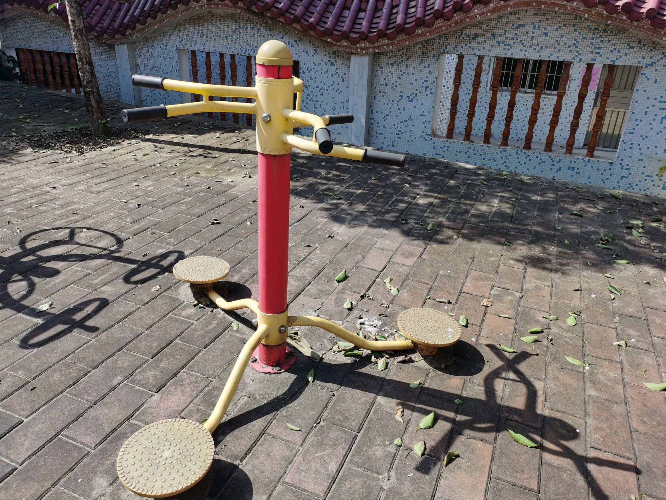 东南村综合文化活动广场(图1) 东南村综合文化活动广场(图1)