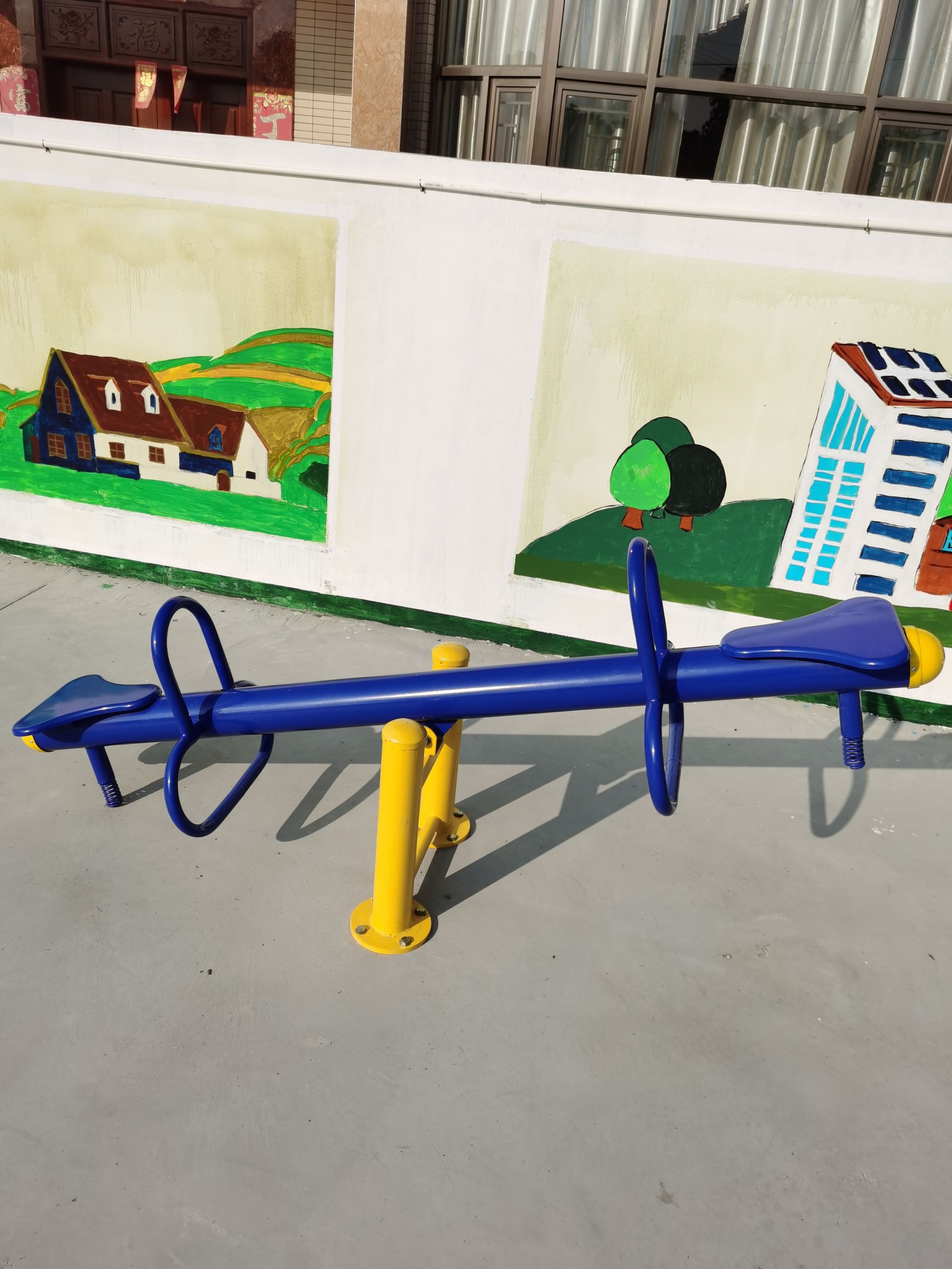 东南甩洲活动广场(图14) 东南甩洲活动广场(图14)