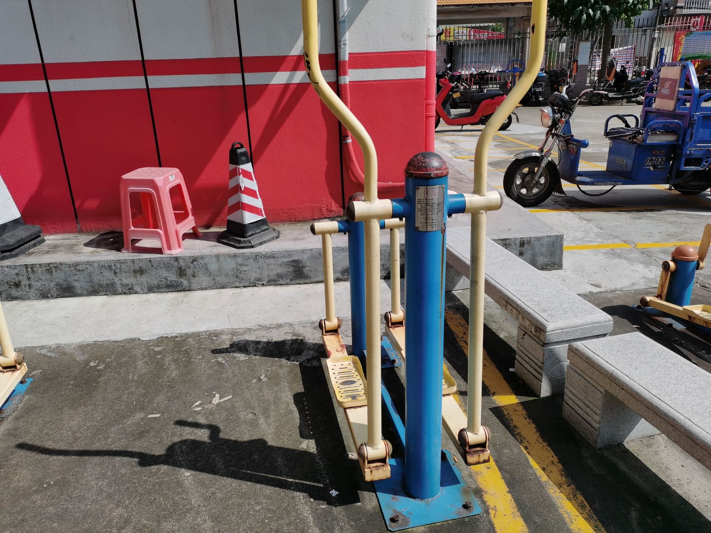 东南村文化活动广场(图5)