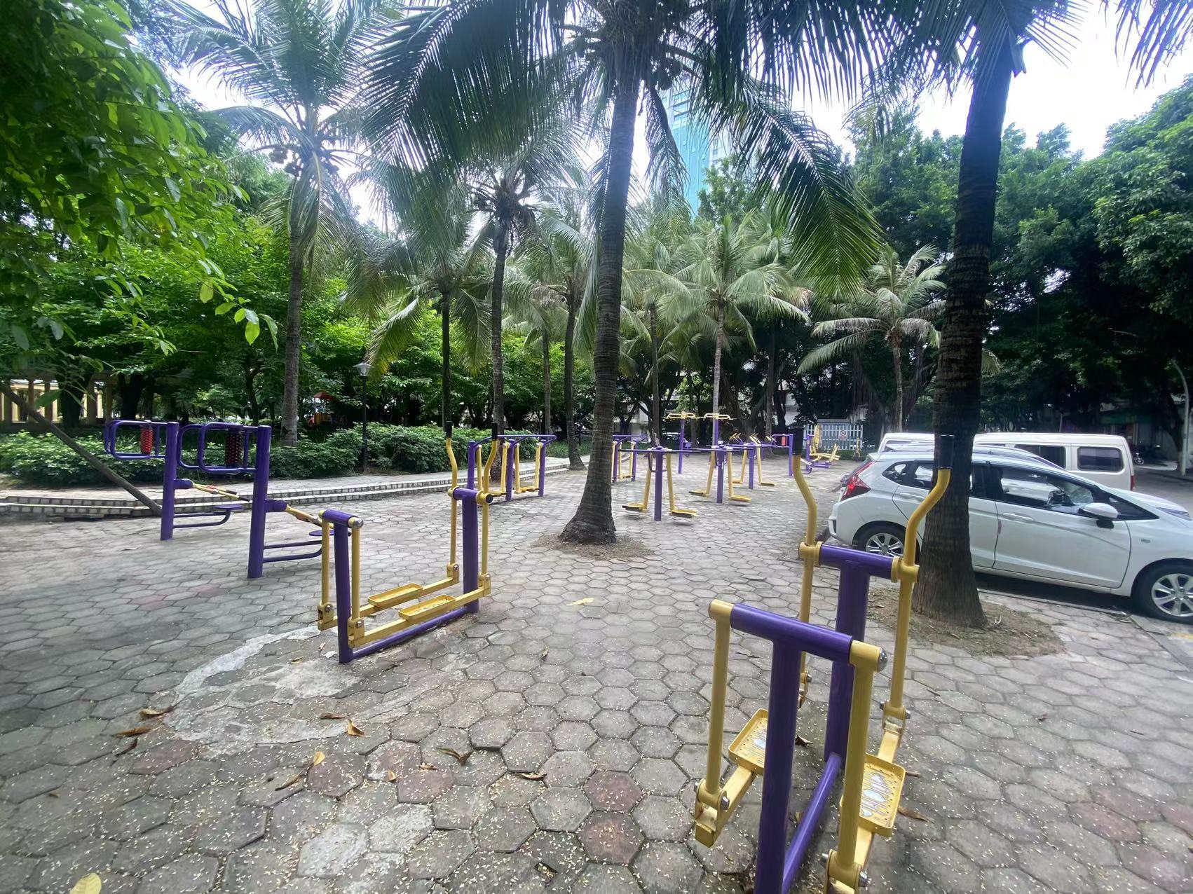 石岐街道悦兴街休闲区(图2)