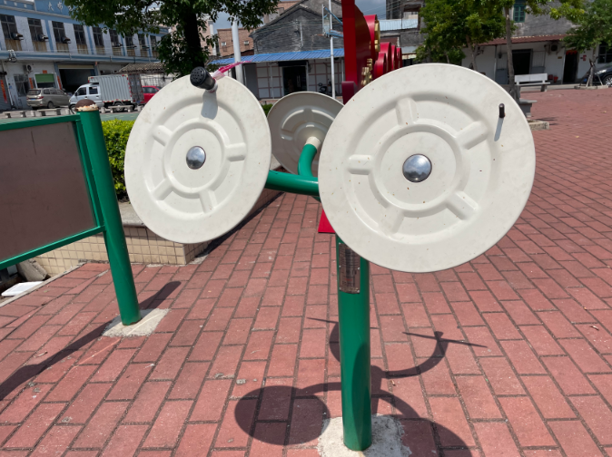 三乡镇大布村灯光球场(图1)