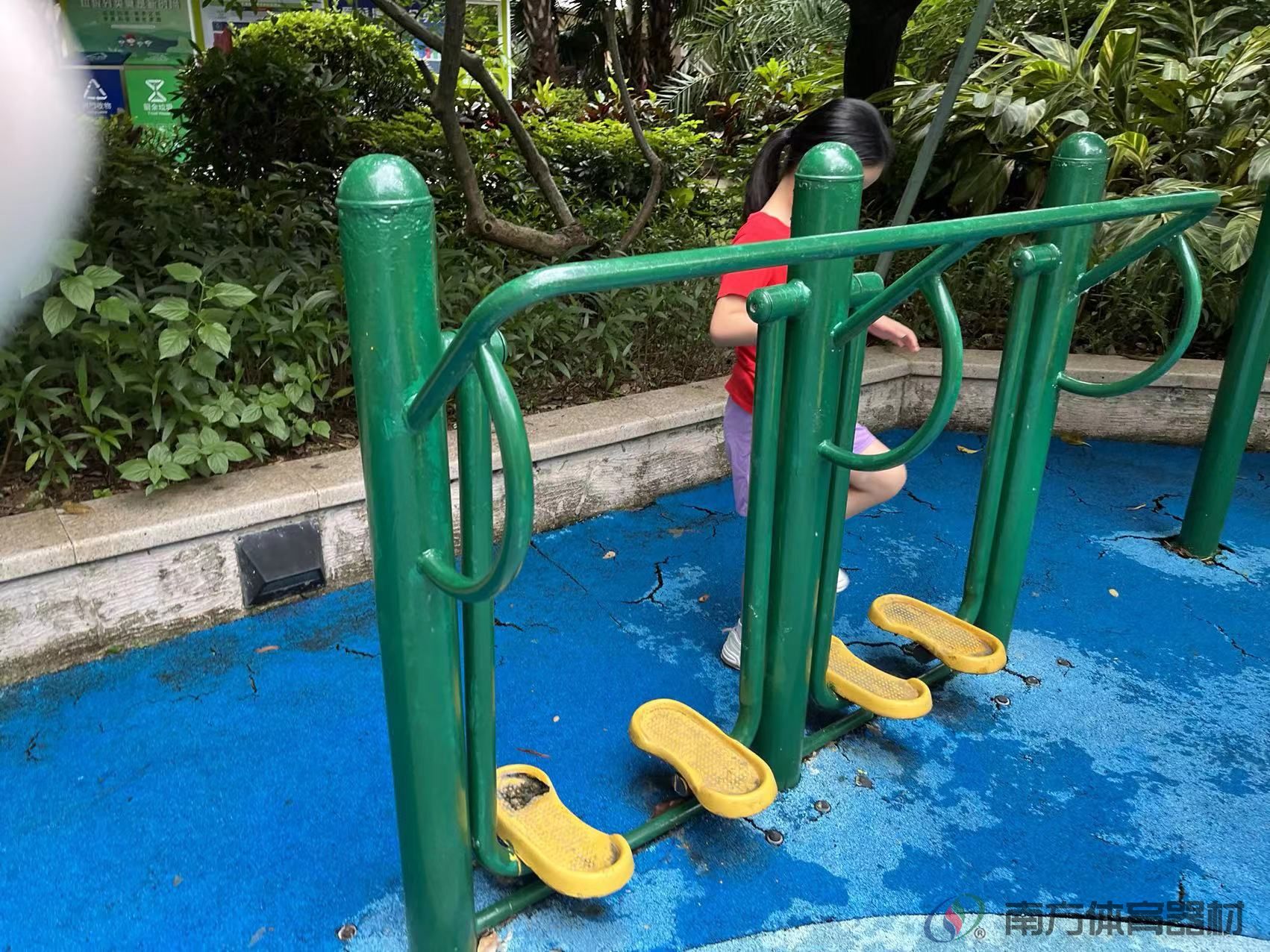 万科金域蓝湾小区内部(图6) 万科金域蓝湾小区内部(图6)