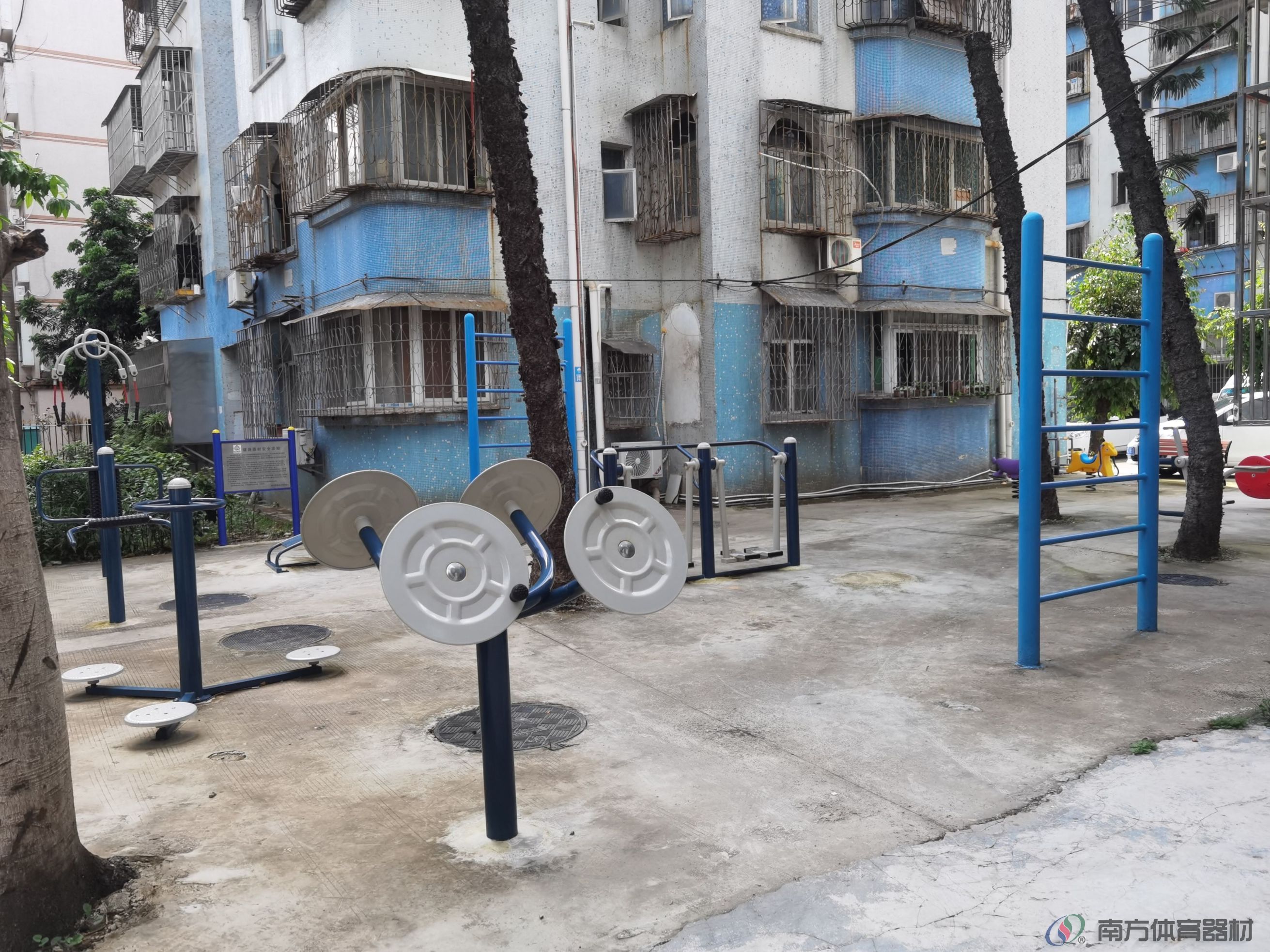 东方新地(图1) 东方新地(图1)