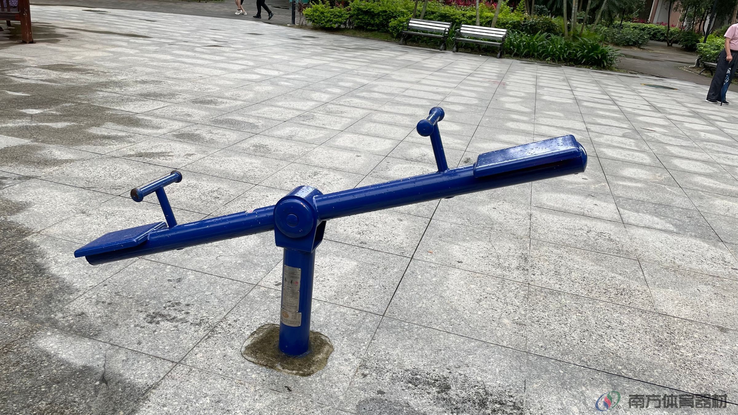 前山新城6栋全民健身路径工程(图6) 前山新城6栋全民健身路径工程(图6)