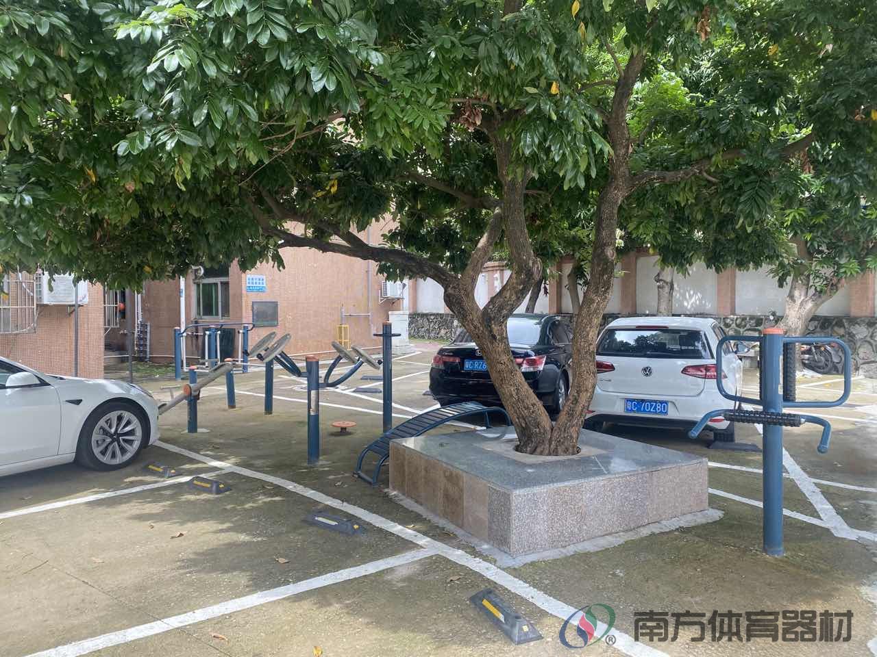 农机花园小区(图1) 农机花园小区(图1)