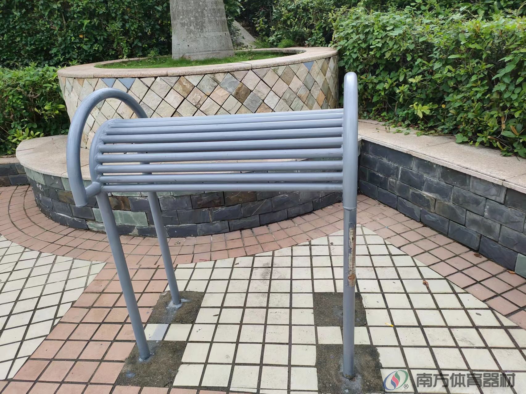 鸿泰休闲广场(图3)